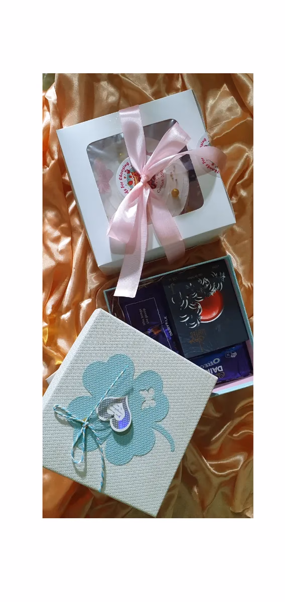 Sweet & Scented Birthday Gift Box